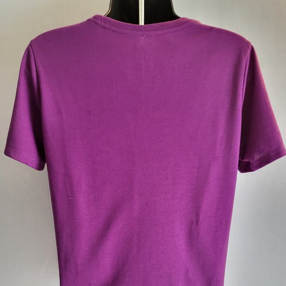NIKE, The Nike Tee, Athletic Cut, Dri-fit Women Size Medium, Like New, EUC - Picture 5 of 7